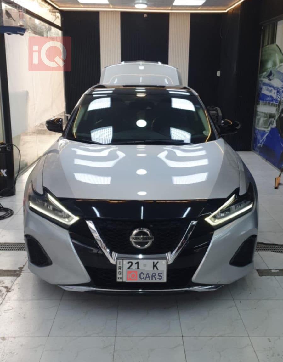 Nissan Maxima